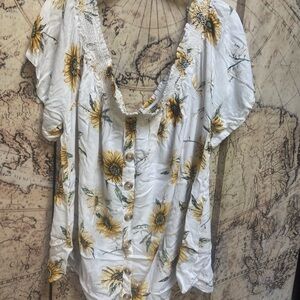Maurice’s Sunflower Button-Down Women's Top 3XL